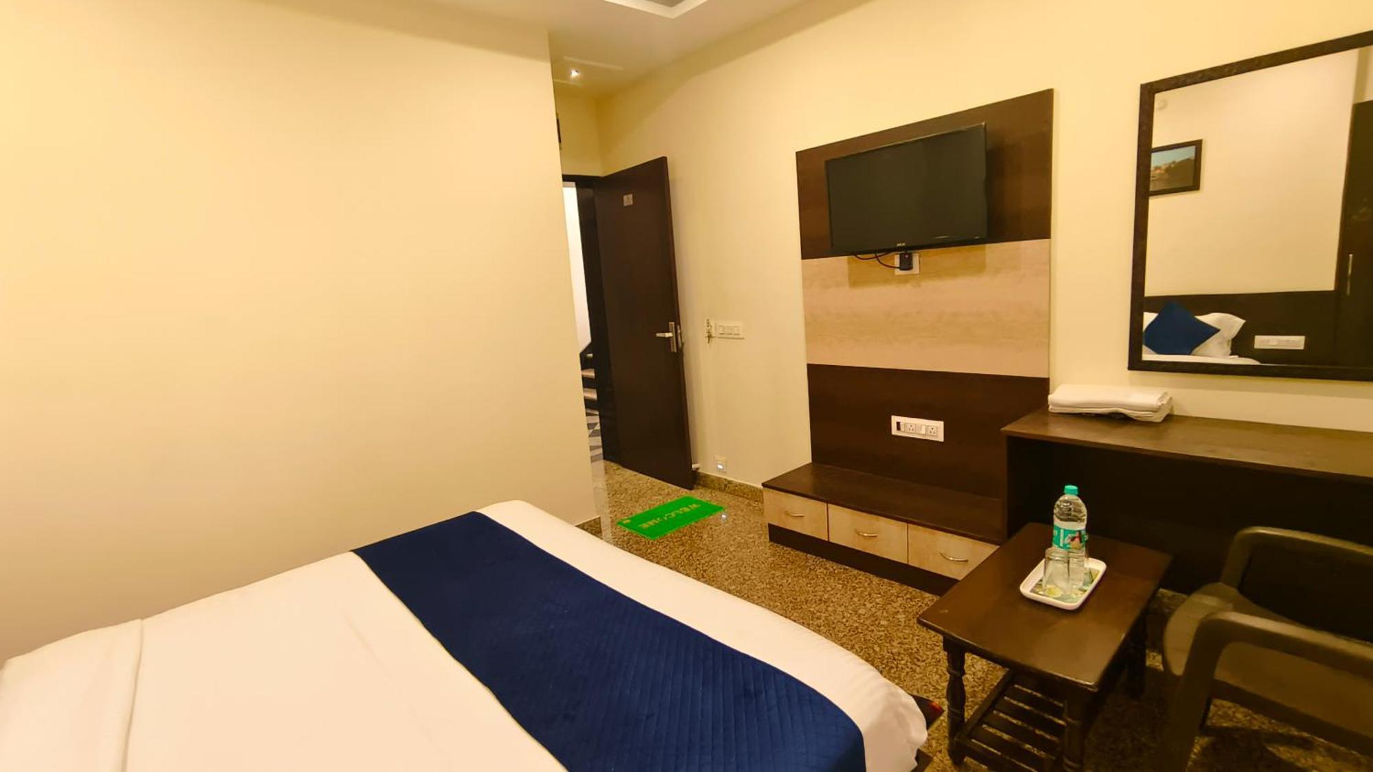 Hotel Rajputana Palace אודייפור מראה חיצוני תמונה