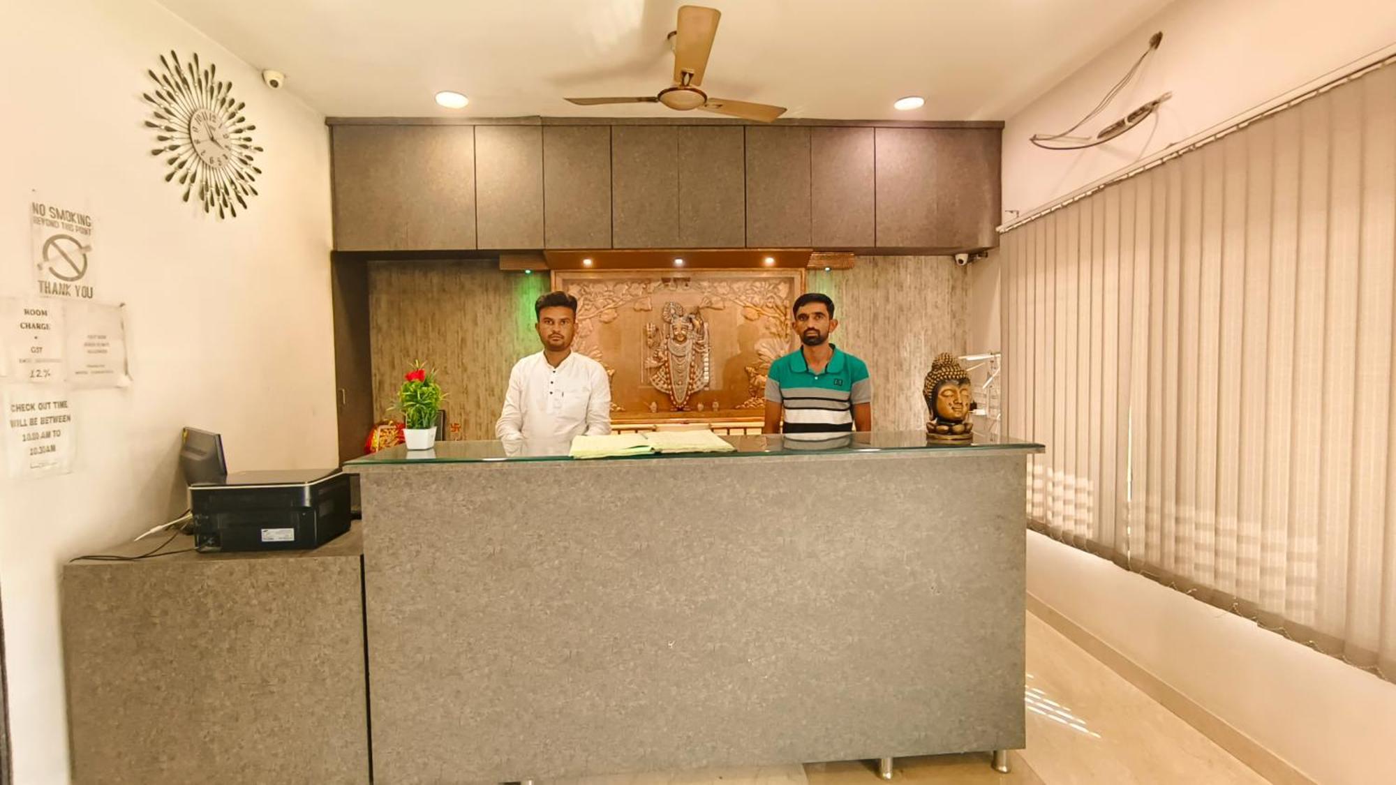 Hotel Rajputana Palace אודייפור מראה חיצוני תמונה